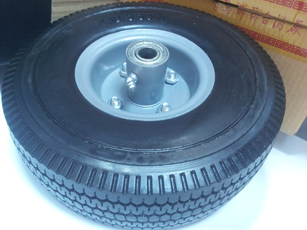 3.50-4帶油嘴標準鐵軸承發(fā)泡輪