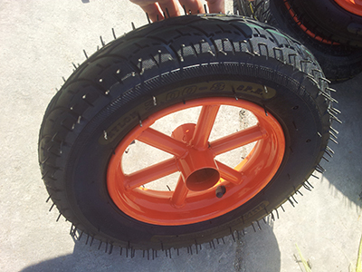 3.00-8好膠六管輪輻橡膠充氣輪